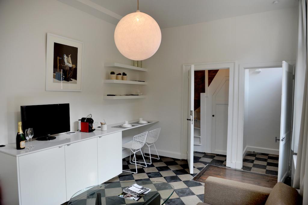 Guesthouse Bernardin Amberes Habitación foto